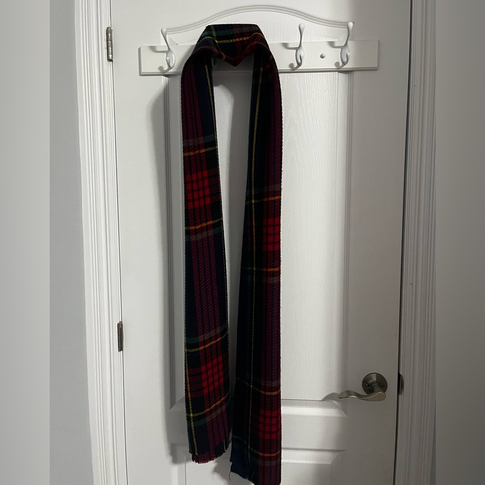 Aldo Scarf